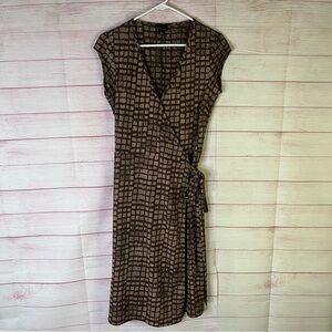 City Unltd‎ Brown Printed Wrap Dress Size Medium